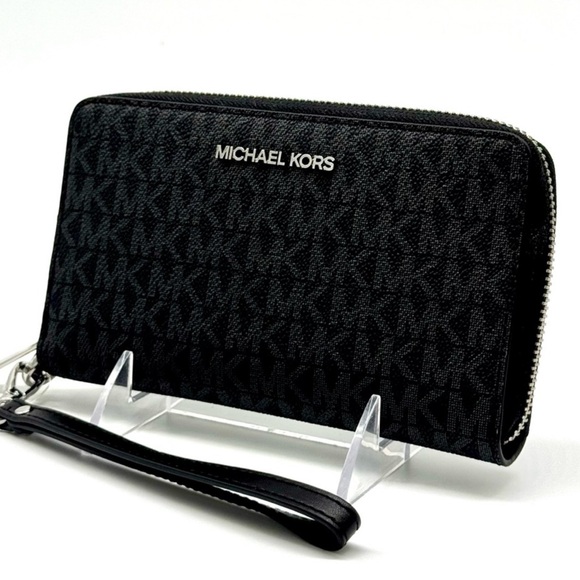 Michael Kors Jet Set Travel Flat MF Phone Case Wallet Black Signature - Picture 1 of 8